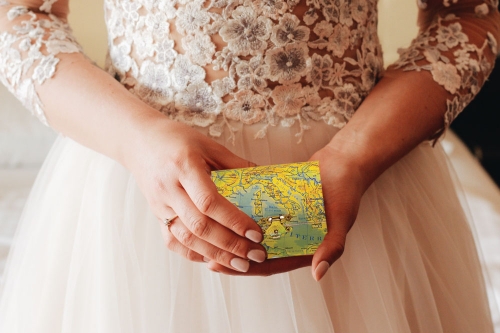 Organizza il tuo matrimonio scegliendo l’idea e lo stile delle carte geografiche