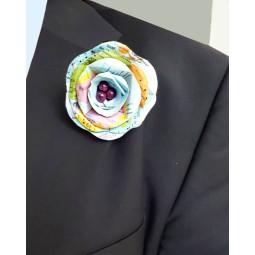 Bottoniera con carta geografica