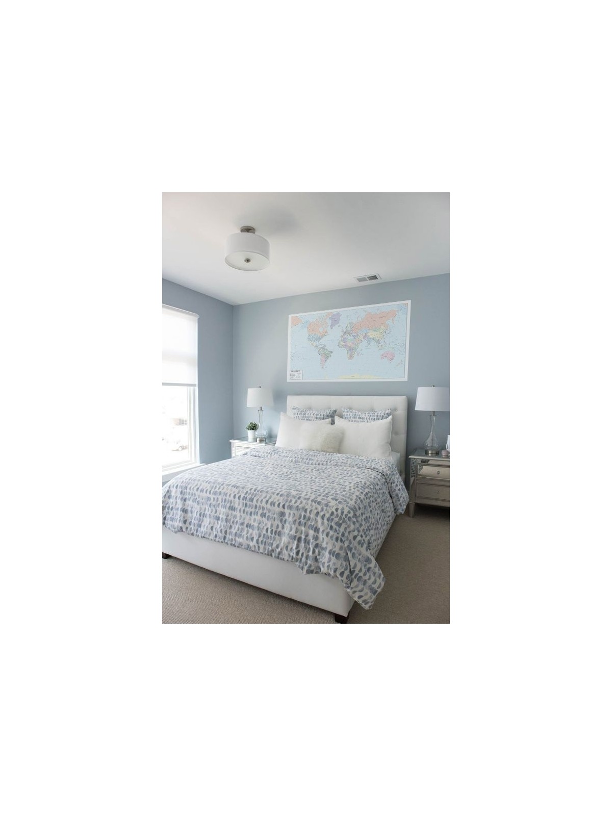 Political map of the world cm 110 x 70