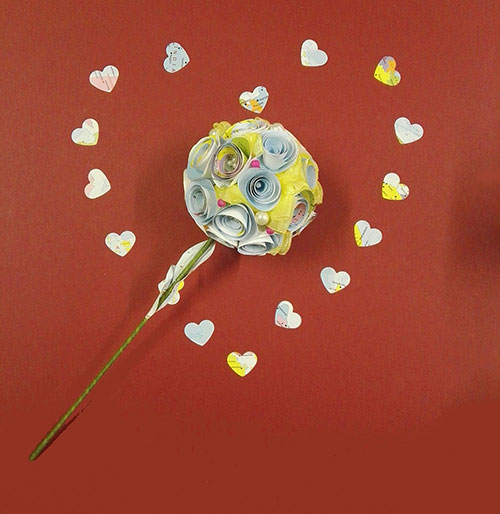 bouquet rotondo con carta geografica